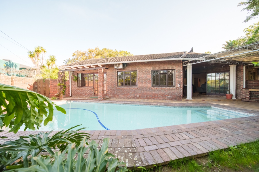 3 Bedroom Property for Sale in Bonza Bay Eastern Cape